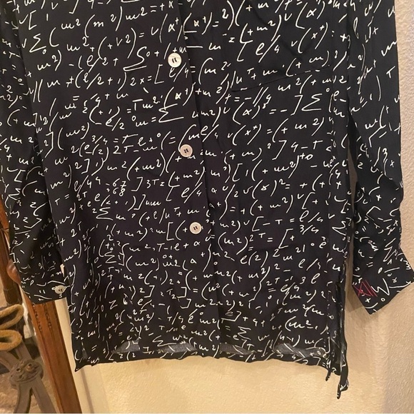 Vintage JONES NEW YORK Women Math Physics Graphic Button Top Size 2 Petite - Picture 3 of 7